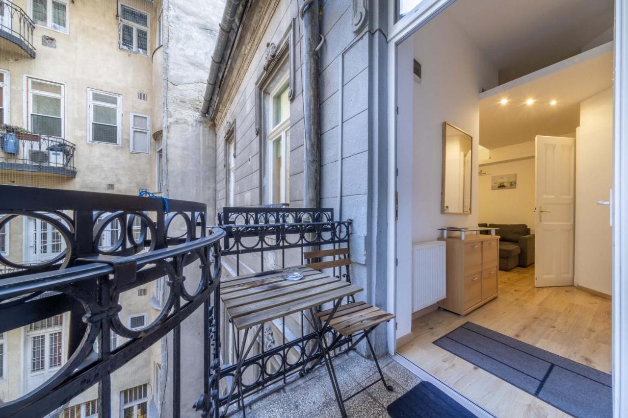 Anastasia 2 Bedrooms Apartment On Vaci Utca — Fotók 3